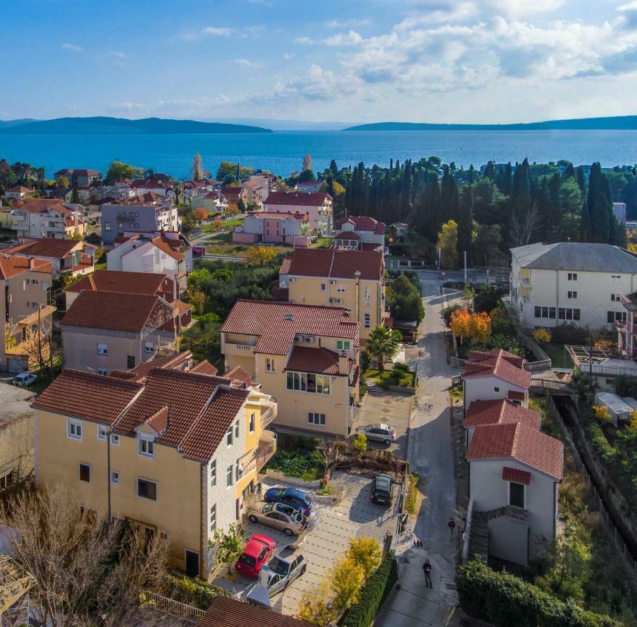 Apartmani Skelin***/**** Kaštela Exterior foto